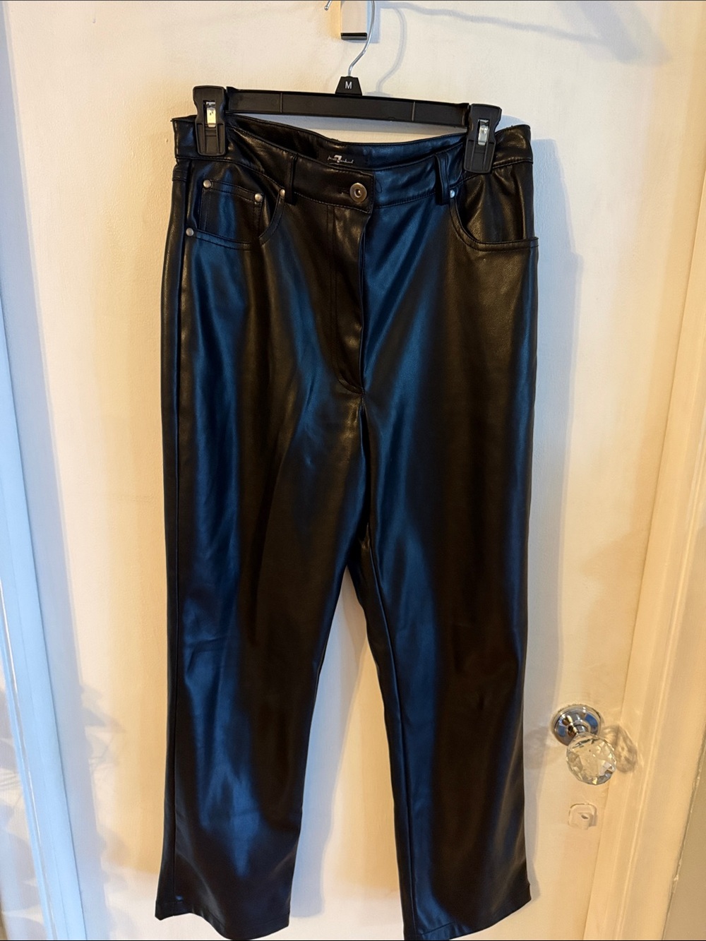 7 for all mankind Black Faux Leather Women's Jeans - Sleek High-Rise Style